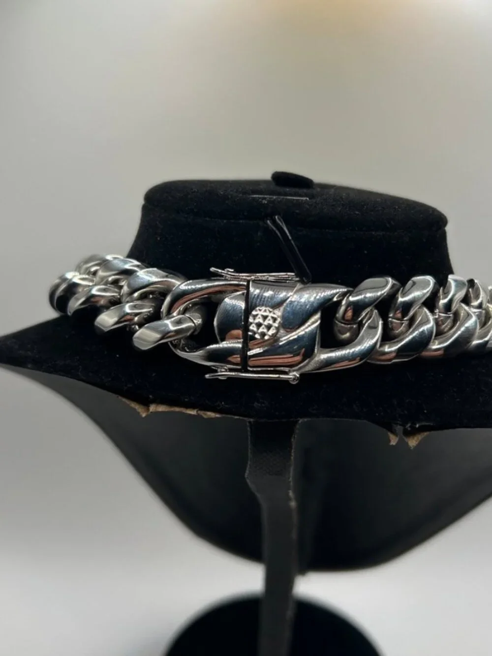 Mens Real Silver Cuban Chain 18mm 24 Inch Stainless Steel Plated Solid Durable